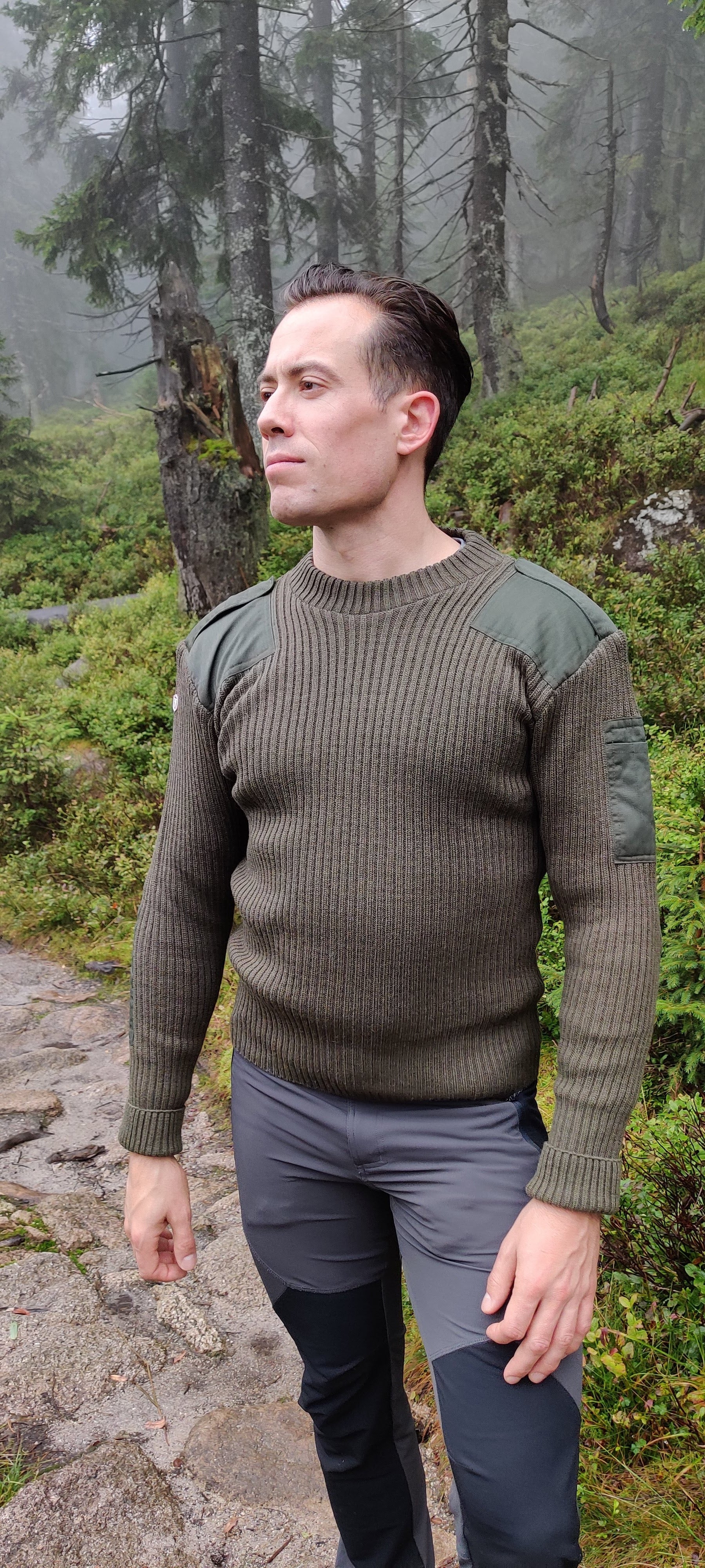 How to Choose the Best Commando Sweater – Flanders Fields USA